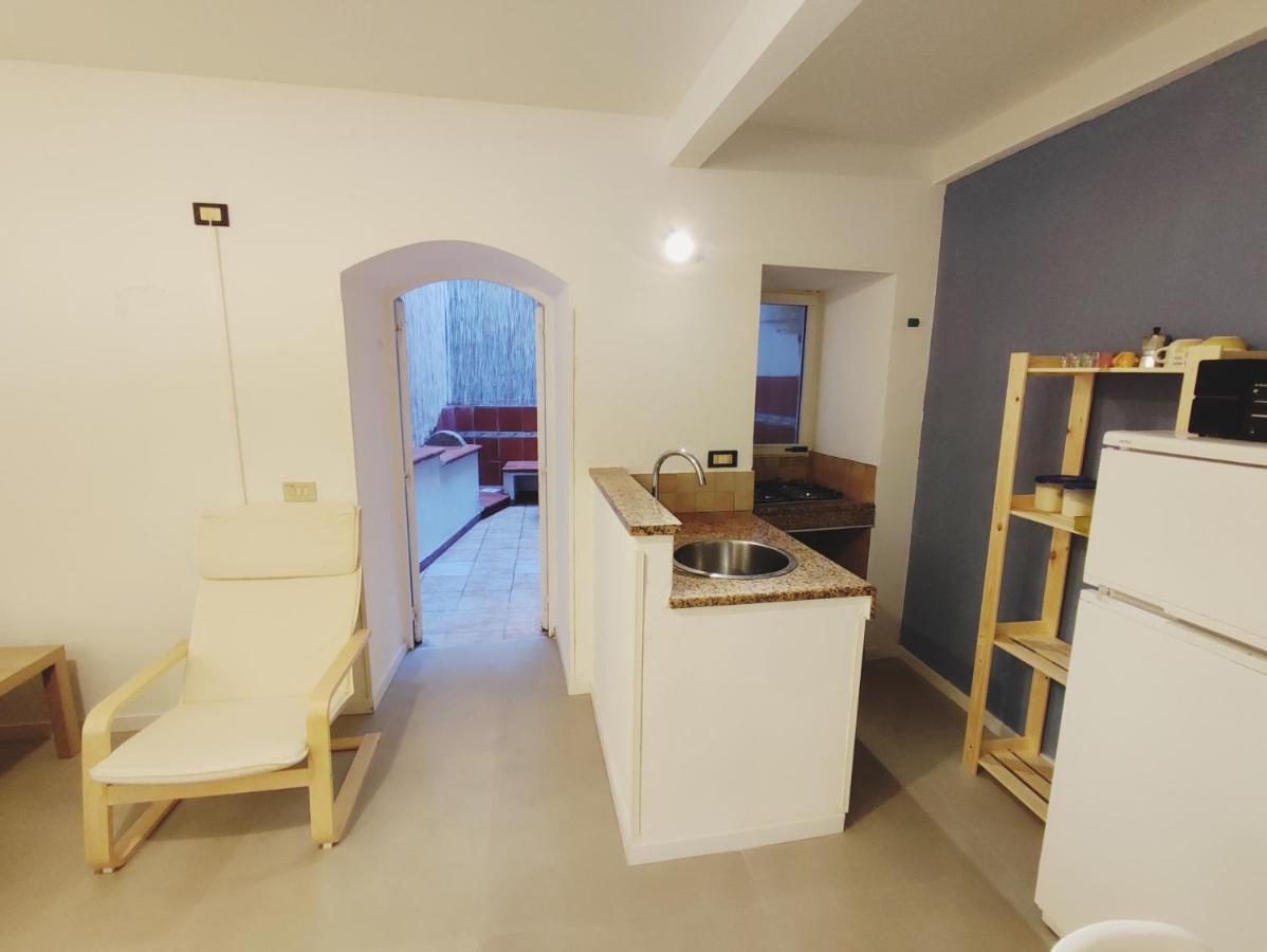 דירות צ'פאלו Loft Con Cortiletto - 100 Meters From The Beach מראה חיצוני תמונה
